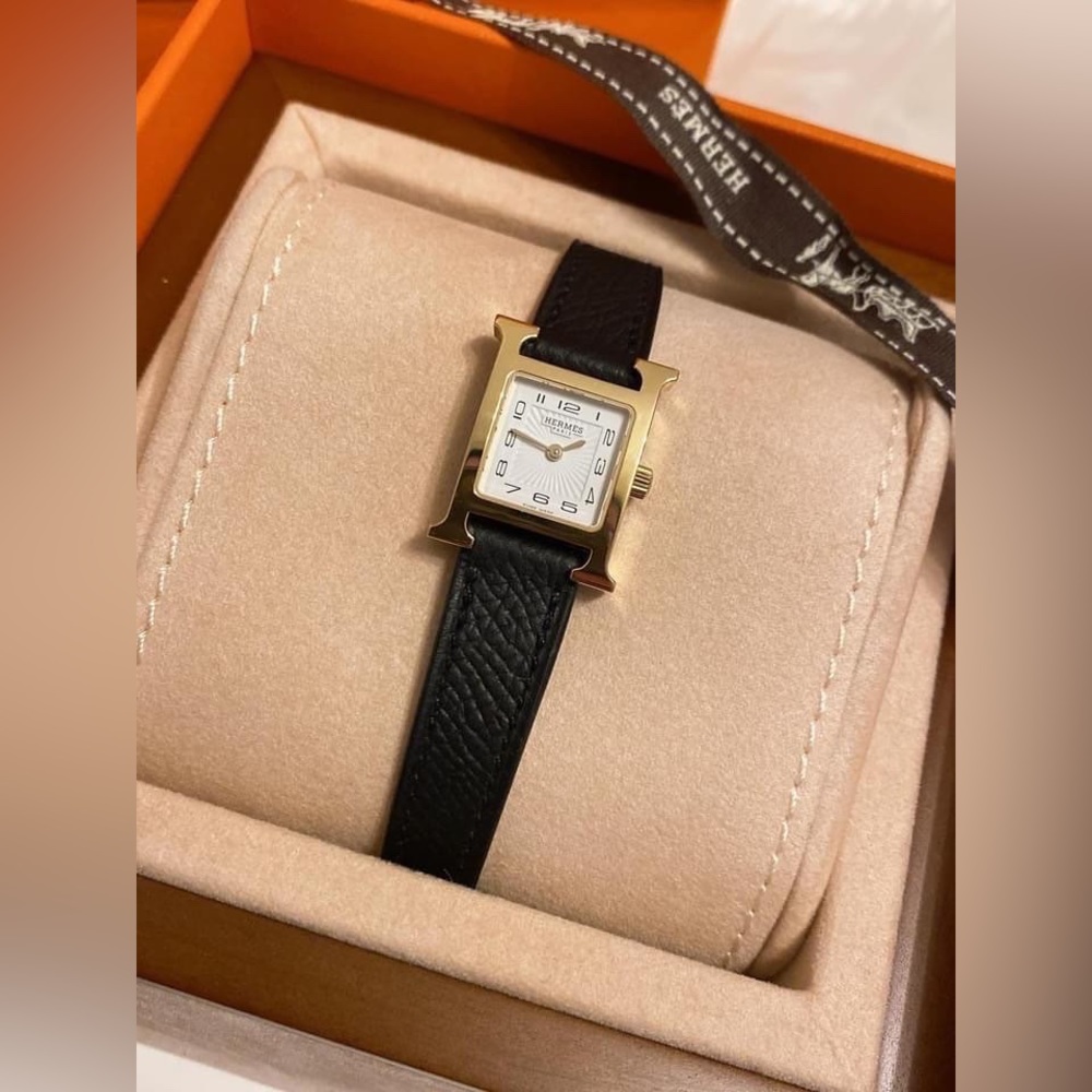 Heure H watch, Black Epsom Calfskin Mini model, 21 mm